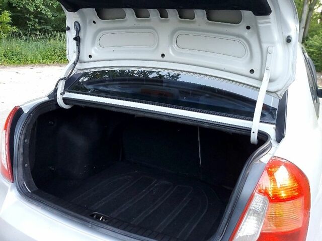 Серый Хендай Акцент, объемом двигателя 1.4 л и пробегом 192 тыс. км за 3950 $, фото 4 на Automoto.ua