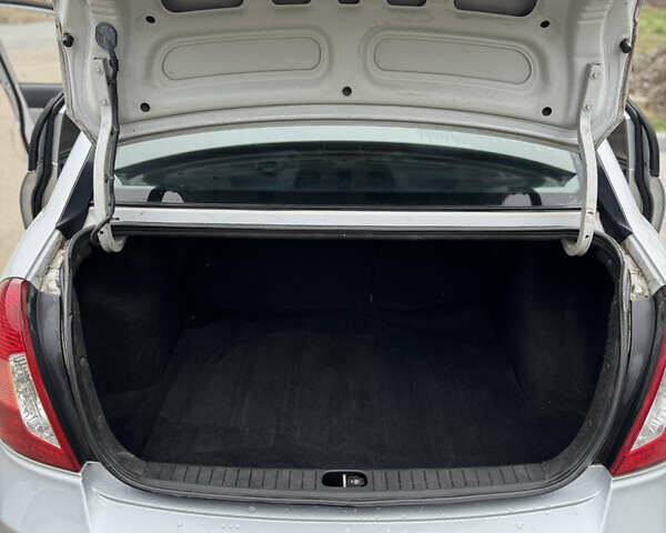 Сірий Хендай Акцент, об'ємом двигуна 1.4 л та пробігом 313 тис. км за 4150 $, фото 23 на Automoto.ua