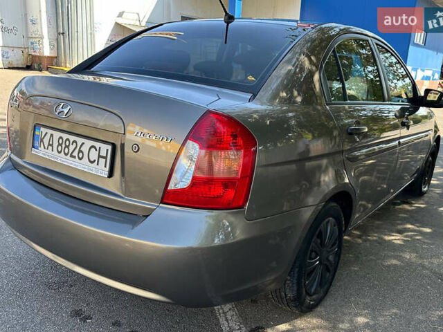 Сірий Хендай Акцент, об'ємом двигуна 1.4 л та пробігом 206 тис. км за 4900 $, фото 19 на Automoto.ua