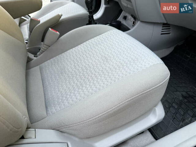 Серый Хендай Акцент, объемом двигателя 1.5 л и пробегом 155 тыс. км за 5200 $, фото 35 на Automoto.ua