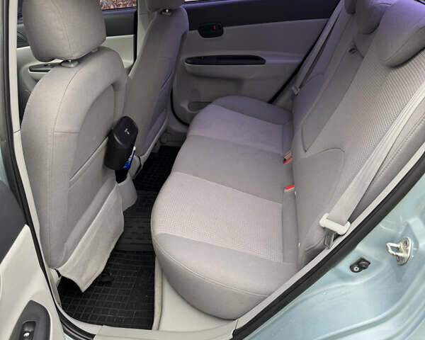 Серый Хендай Акцент, объемом двигателя 1.6 л и пробегом 211 тыс. км за 5200 $, фото 32 на Automoto.ua