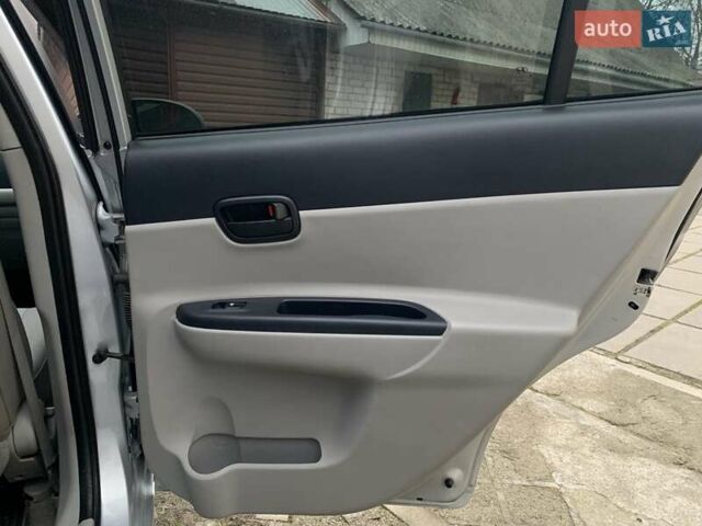 Серый Хендай Акцент, объемом двигателя 1.4 л и пробегом 144 тыс. км за 5300 $, фото 17 на Automoto.ua