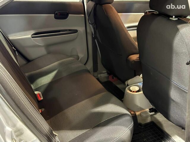 Серый Хендай Акцент, объемом двигателя 1.4 л и пробегом 203 тыс. км за 4990 $, фото 12 на Automoto.ua