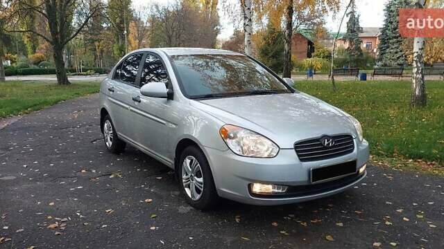 Сірий Хендай Акцент, об'ємом двигуна 1.4 л та пробігом 192 тис. км за 5000 $, фото 2 на Automoto.ua
