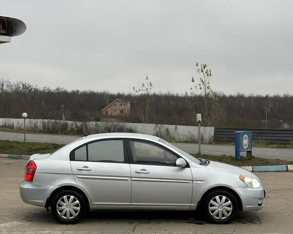 Сірий Хендай Акцент, об'ємом двигуна 1.4 л та пробігом 313 тис. км за 4150 $, фото 5 на Automoto.ua