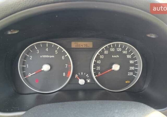 Хендай Акцент 2008 в Одессе на Automoto.ua Серый Хендай Акцент, объемом двигателя 1.4 л и пробегом 186 тыс. км за 5500 $, фото 2 на Automoto.ua