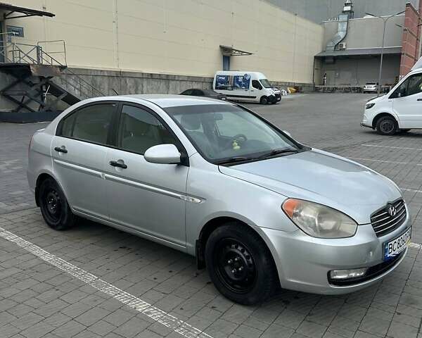 Сірий Хендай Акцент, об'ємом двигуна 1.4 л та пробігом 237 тис. км за 4700 $, фото 1 на Automoto.ua