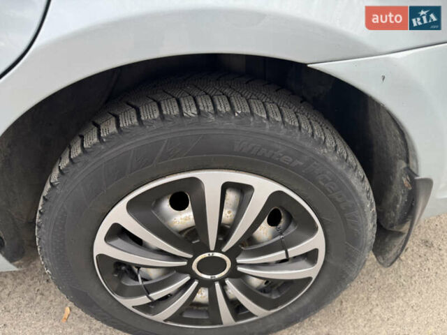 Серый Хендай Акцент, объемом двигателя 1.5 л и пробегом 196 тыс. км за 5400 $, фото 13 на Automoto.ua