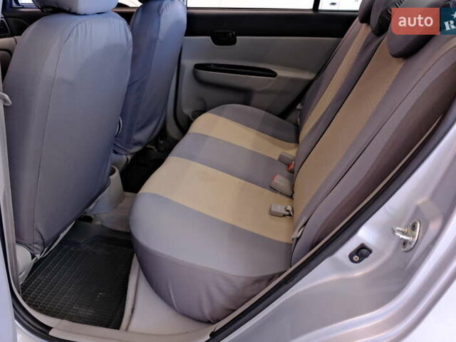 Серый Хендай Акцент, объемом двигателя 1.6 л и пробегом 55 тыс. км за 6900 $, фото 40 на Automoto.ua