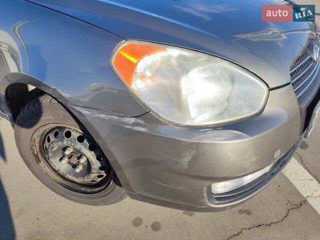 Сірий Хендай Акцент, об'ємом двигуна 1.4 л та пробігом 231 тис. км за 4999 $, фото 17 на Automoto.ua
