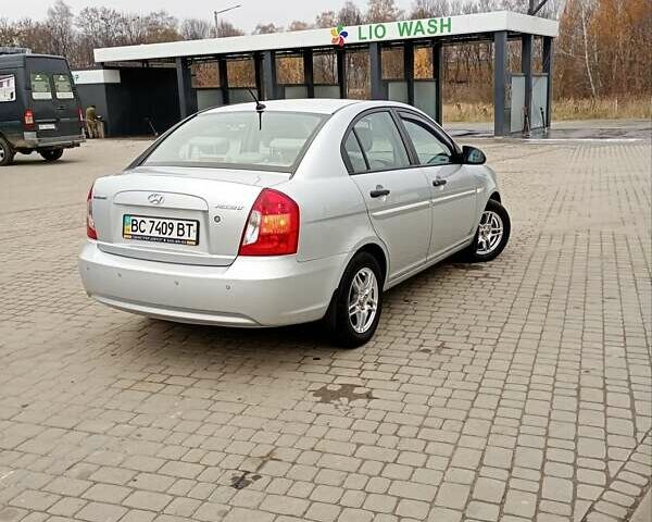 Серый Хендай Акцент, объемом двигателя 1.4 л и пробегом 73 тыс. км за 6600 $, фото 9 на Automoto.ua