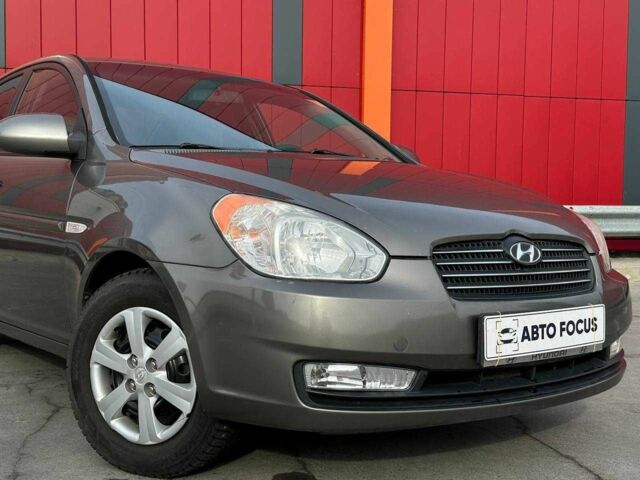 Сірий Хендай Акцент, об'ємом двигуна 0 л та пробігом 228 тис. км за 5990 $, фото 1 на Automoto.ua