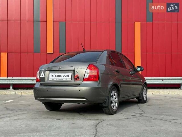 Сірий Хендай Акцент, об'ємом двигуна 1.4 л та пробігом 228 тис. км за 5990 $, фото 7 на Automoto.ua