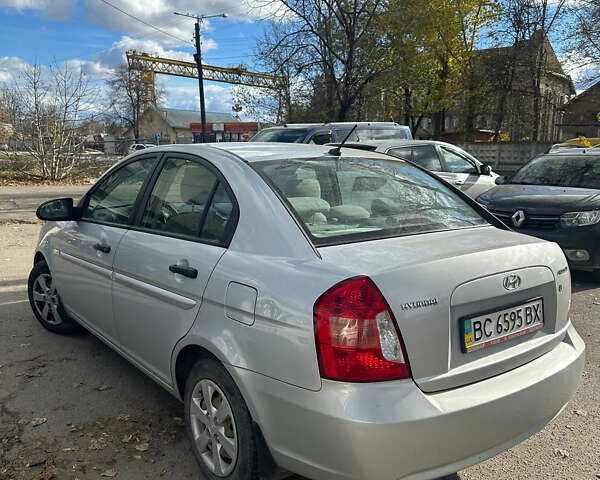 Сірий Хендай Акцент, об'ємом двигуна 1.4 л та пробігом 194 тис. км за 5300 $, фото 4 на Automoto.ua
