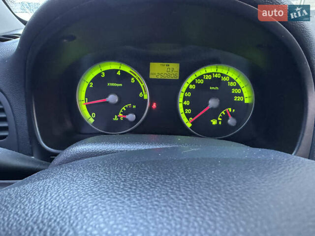 Серый Хендай Акцент, объемом двигателя 1.49 л и пробегом 250 тыс. км за 5300 $, фото 13 на Automoto.ua