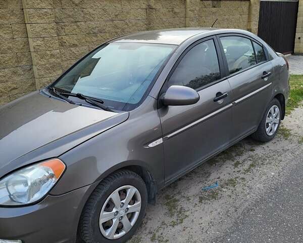 Серый Хендай Акцент, объемом двигателя 1.4 л и пробегом 131 тыс. км за 4900 $, фото 8 на Automoto.ua