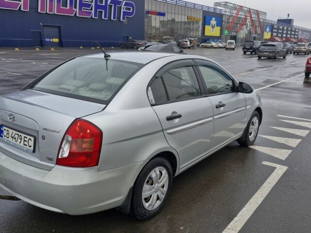 Серый Хендай Акцент, объемом двигателя 1.5 л и пробегом 268 тыс. км за 3400 $, фото 2 на Automoto.ua