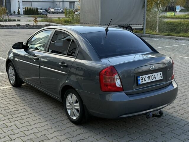 Серый Хендай Акцент, объемом двигателя 1.5 л и пробегом 154 тыс. км за 4799 $, фото 6 на Automoto.ua