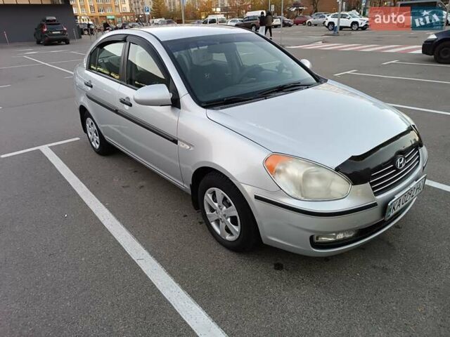 Сірий Хендай Акцент, об'ємом двигуна 1.4 л та пробігом 130 тис. км за 5100 $, фото 31 на Automoto.ua