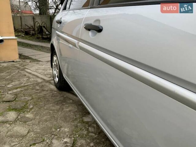 Серый Хендай Акцент, объемом двигателя 1.4 л и пробегом 144 тыс. км за 5300 $, фото 24 на Automoto.ua