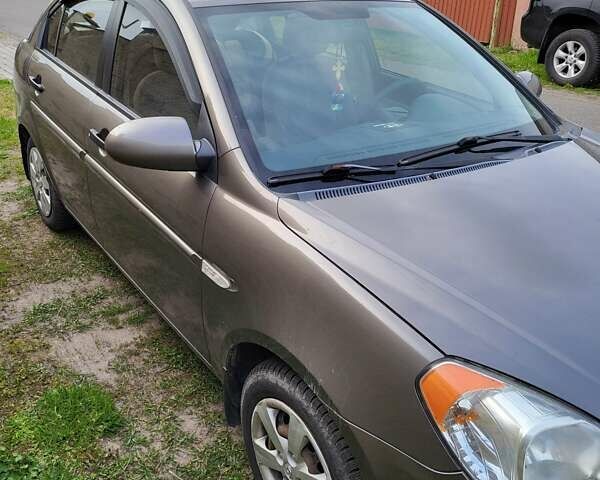 Серый Хендай Акцент, объемом двигателя 1.4 л и пробегом 131 тыс. км за 4900 $, фото 6 на Automoto.ua