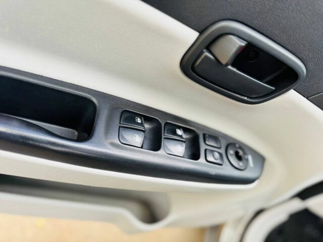 Серый Хендай Акцент, объемом двигателя 1.4 л и пробегом 165 тыс. км за 4950 $, фото 5 на Automoto.ua