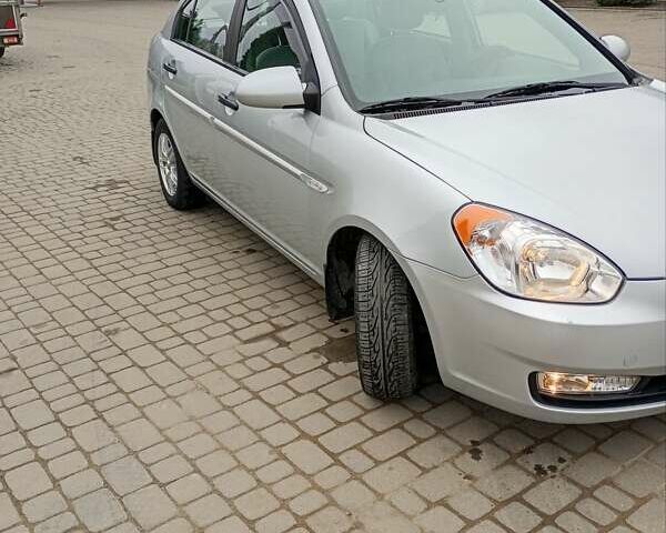 Серый Хендай Акцент, объемом двигателя 1.4 л и пробегом 73 тыс. км за 6600 $, фото 10 на Automoto.ua