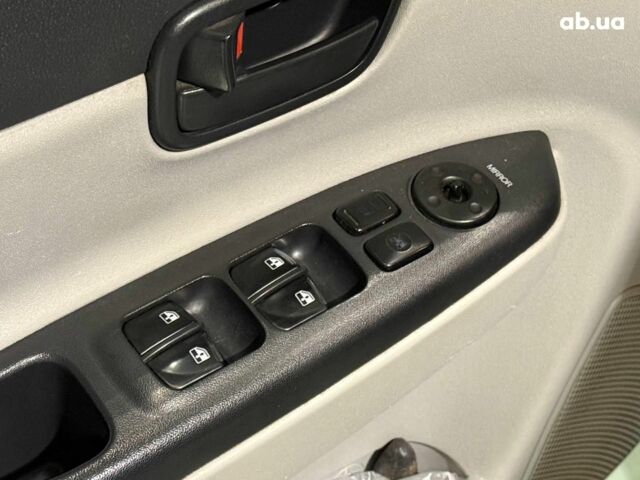 Серый Хендай Акцент, объемом двигателя 1.4 л и пробегом 203 тыс. км за 4990 $, фото 9 на Automoto.ua