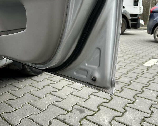 Серый Хендай Акцент, объемом двигателя 1.4 л и пробегом 207 тыс. км за 3850 $, фото 13 на Automoto.ua