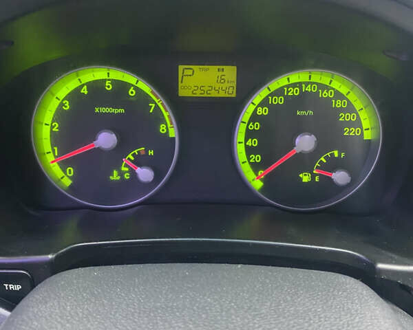 Сірий Хендай Акцент, об'ємом двигуна 1.4 л та пробігом 252 тис. км за 4500 $, фото 7 на Automoto.ua