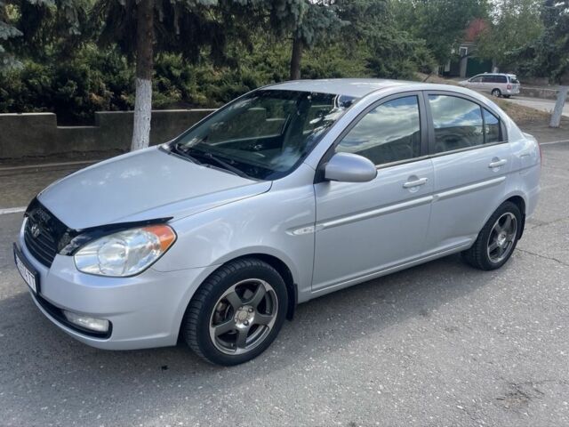 Сірий Хендай Акцент, об'ємом двигуна 1.6 л та пробігом 130 тис. км за 4500 $, фото 2 на Automoto.ua