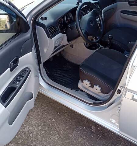 Сірий Хендай Акцент, об'ємом двигуна 1.4 л та пробігом 209 тис. км за 4500 $, фото 17 на Automoto.ua