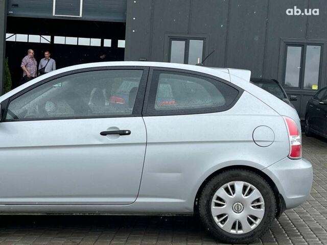 Серый Хендай Акцент, объемом двигателя 1.6 л и пробегом 105 тыс. км за 4490 $, фото 9 на Automoto.ua