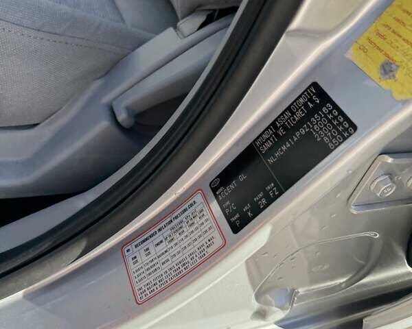 Сірий Хендай Акцент, об'ємом двигуна 1.4 л та пробігом 72 тис. км за 7500 $, фото 13 на Automoto.ua