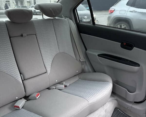 Серый Хендай Акцент, объемом двигателя 1.4 л и пробегом 127 тыс. км за 4700 $, фото 36 на Automoto.ua