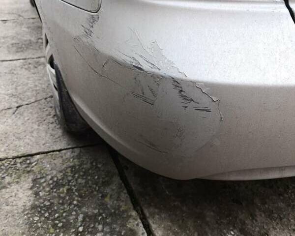 Сірий Хендай Акцент, об'ємом двигуна 1.4 л та пробігом 310 тис. км за 3600 $, фото 7 на Automoto.ua