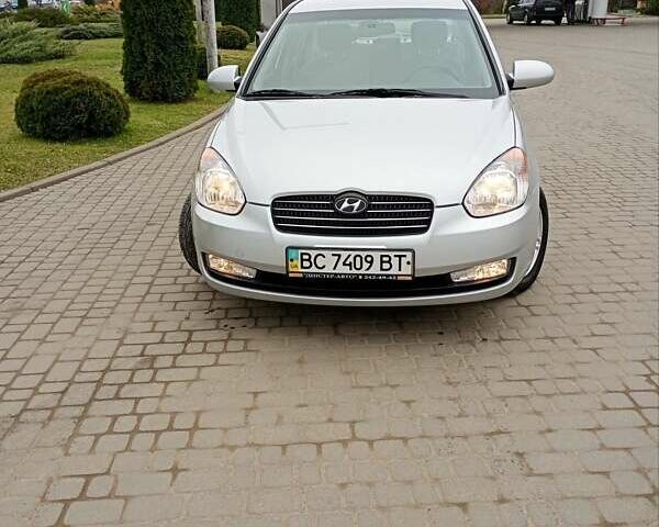 Сірий Хендай Акцент, об'ємом двигуна 1.4 л та пробігом 73 тис. км за 5995 $, фото 32 на Automoto.ua