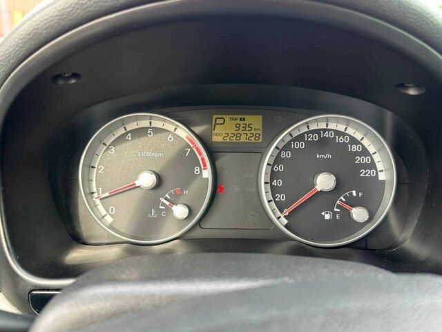 Сірий Хендай Акцент, об'ємом двигуна 0 л та пробігом 228 тис. км за 5990 $, фото 22 на Automoto.ua