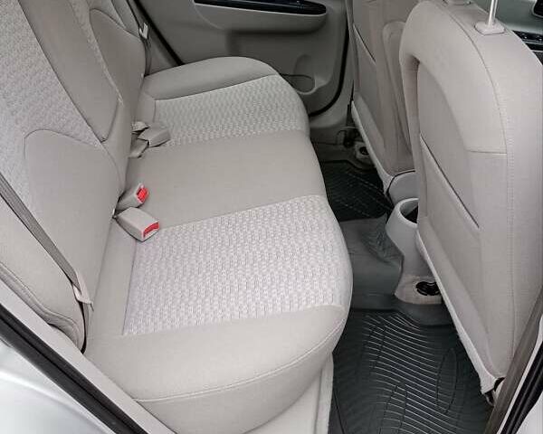 Серый Хендай Акцент, объемом двигателя 1.4 л и пробегом 73 тыс. км за 6600 $, фото 18 на Automoto.ua