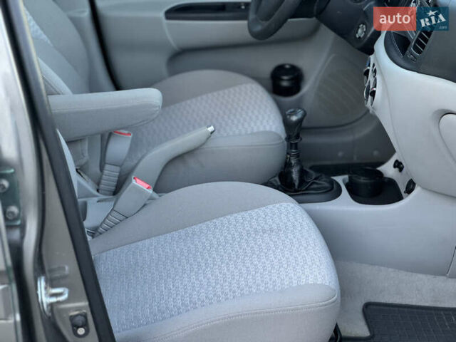 Серый Хендай Акцент, объемом двигателя 1.4 л и пробегом 98 тыс. км за 4899 $, фото 22 на Automoto.ua
