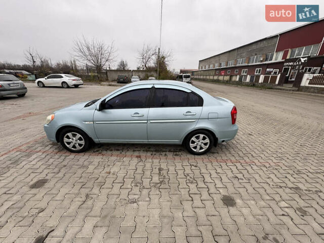 Серый Хендай Акцент, объемом двигателя 1.6 л и пробегом 211 тыс. км за 5200 $, фото 7 на Automoto.ua