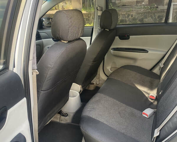 Серый Хендай Акцент, объемом двигателя 1.4 л и пробегом 245 тыс. км за 4500 $, фото 13 на Automoto.ua