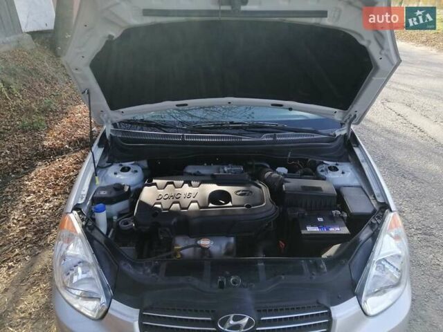 Серый Хендай Акцент, объемом двигателя 1.6 л и пробегом 150 тыс. км за 7000 $, фото 8 на Automoto.ua