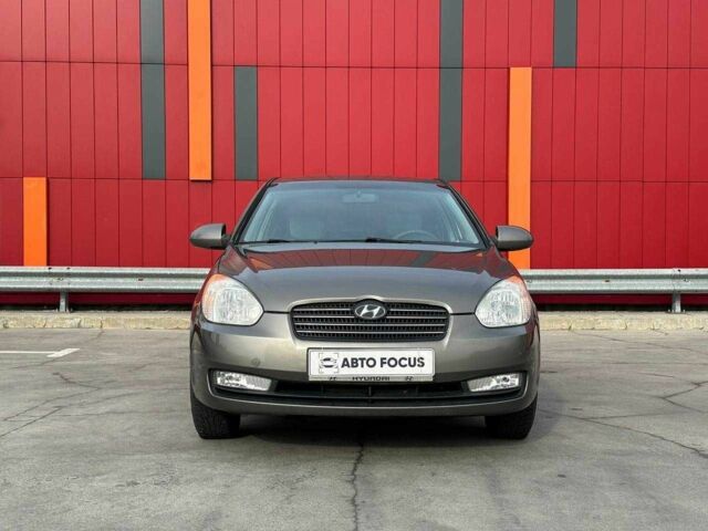 Сірий Хендай Акцент, об'ємом двигуна 0 л та пробігом 228 тис. км за 5990 $, фото 2 на Automoto.ua