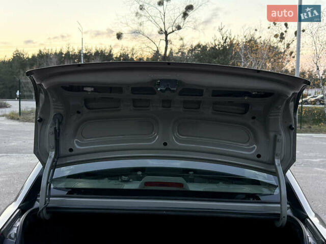 Сірий Хендай Акцент, об'ємом двигуна 1.4 л та пробігом 138 тис. км за 5600 $, фото 67 на Automoto.ua