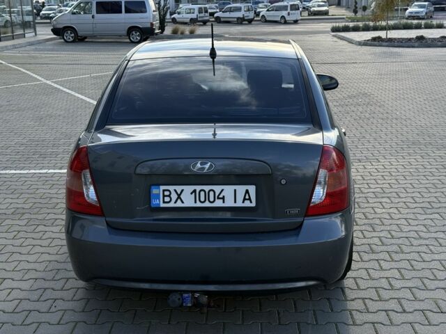 Серый Хендай Акцент, объемом двигателя 1.5 л и пробегом 154 тыс. км за 4799 $, фото 7 на Automoto.ua