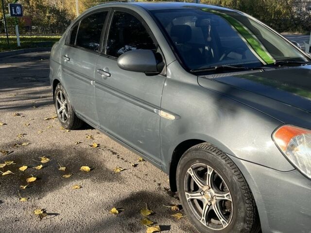 Сірий Хендай Акцент, об'ємом двигуна 1.6 л та пробігом 308 тис. км за 4600 $, фото 1 на Automoto.ua