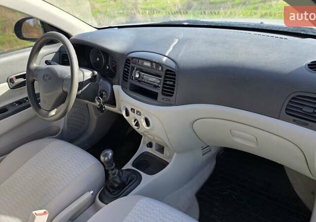 Хендай Акцент 2008 в Одессе на Automoto.ua Серый Хендай Акцент, объемом двигателя 1.4 л и пробегом 186 тыс. км за 5500 $, фото 9 на Automoto.ua