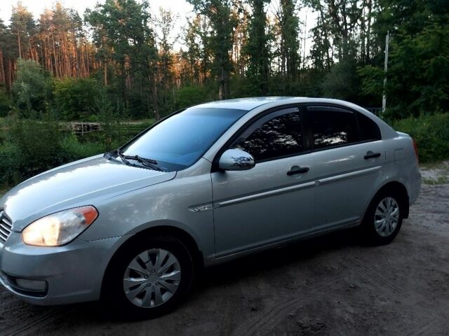 Серый Хендай Акцент, объемом двигателя 1.4 л и пробегом 192 тыс. км за 3950 $, фото 13 на Automoto.ua