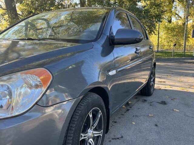 Сірий Хендай Акцент, об'ємом двигуна 1.6 л та пробігом 308 тис. км за 4600 $, фото 2 на Automoto.ua